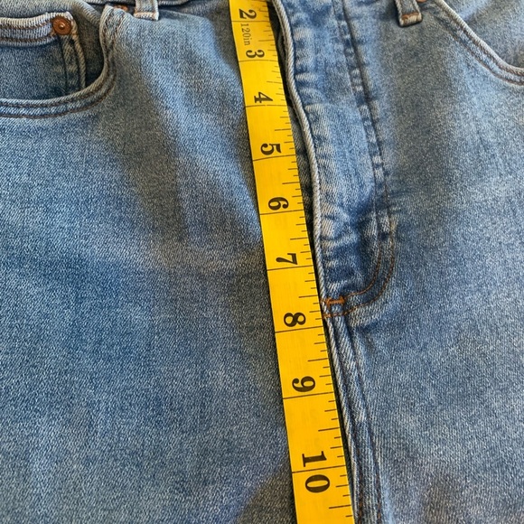 Denim Forum High Rise Light Blue Jeans - Picture 6 of 9